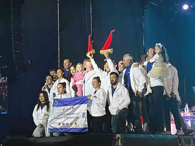 Bodrum CUP’ta MSKÜ Rüzgârı: STS Bodrum Okul Gemisi’nden 2 kupa
