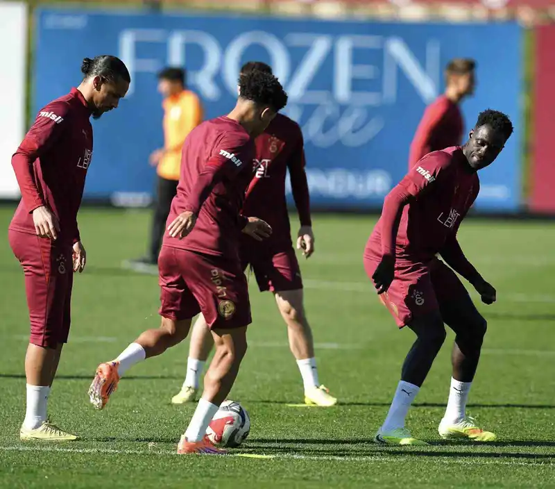 Galatasaray, Trabzonspor maçının hazırlıklarını sürdürdü
