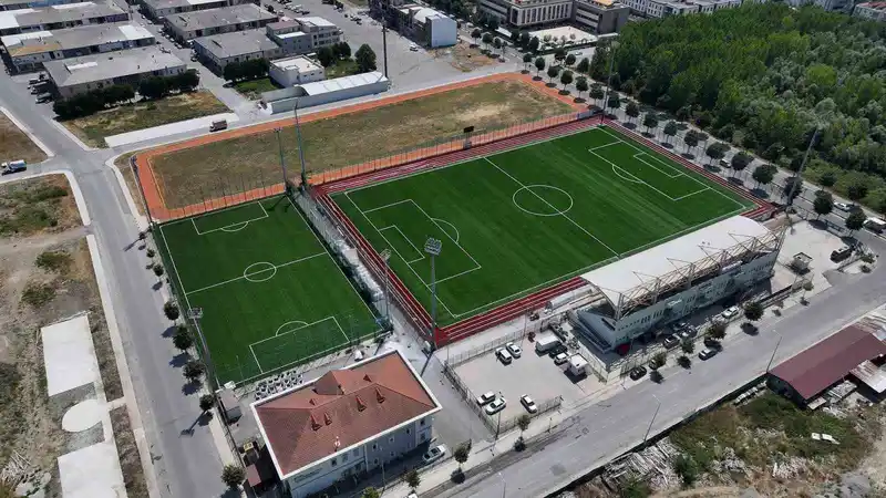 Ekrem Karaberberoğlu Spor Tesisi’ne FIFA kalite onayı
