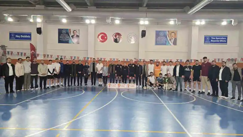 Battalgazi’de 22 takımın mücadele ettiği turnuva tamamlandı
