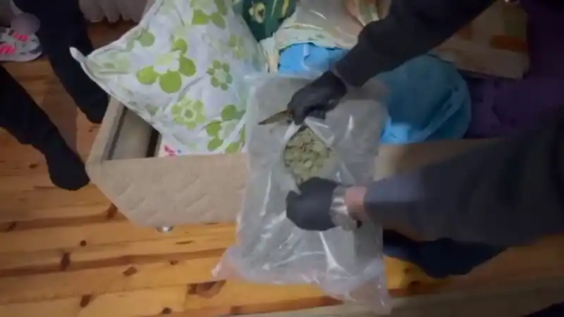 İstanbul’da 3 ilçede uyuşturucu ticareti yapan şahıs yakalandı
