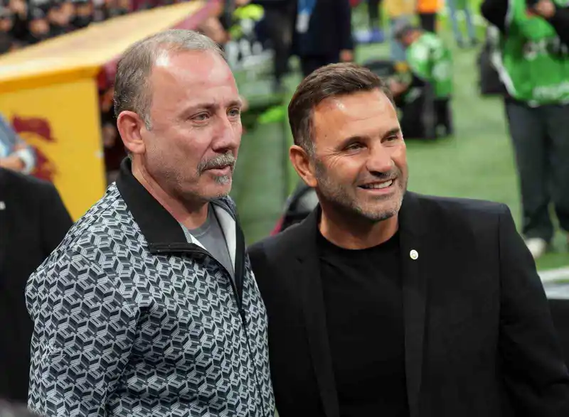 Trendyol Süper Lig: Galatasaray: 0 - Beşiktaş: 1 (Maç devam ediyor)
