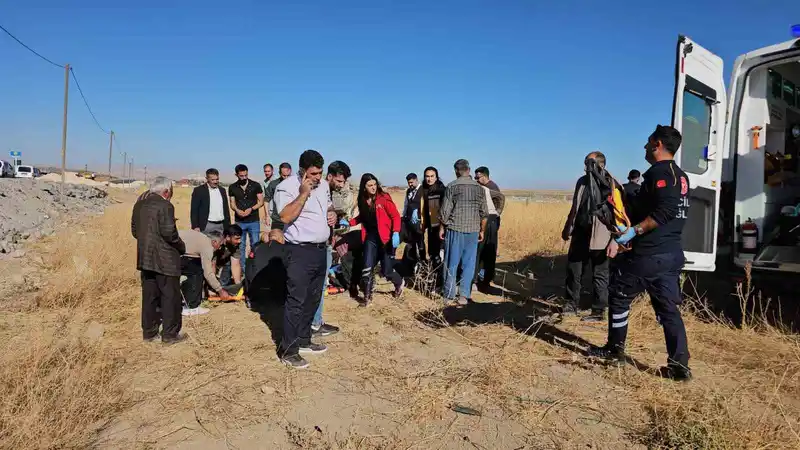 Düğün konvoyunda feci kaza: 4 yaralı
