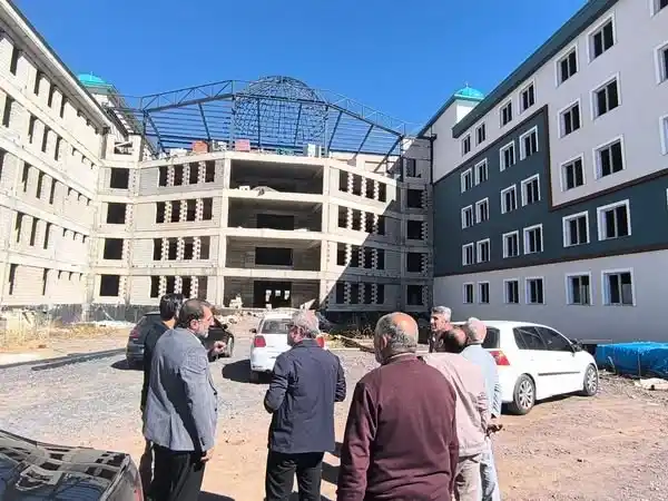 Mehmet Gürgür Hafızlık ve Gençlik Merkezi inşaatı devam ediyor
