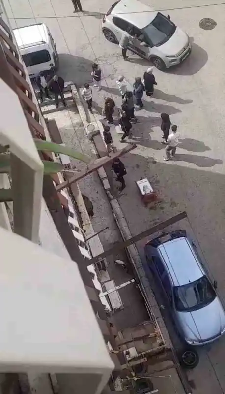 Bursa’da taciz iddiası ortalığı karıştırdı: Aile dükkanı bastı
