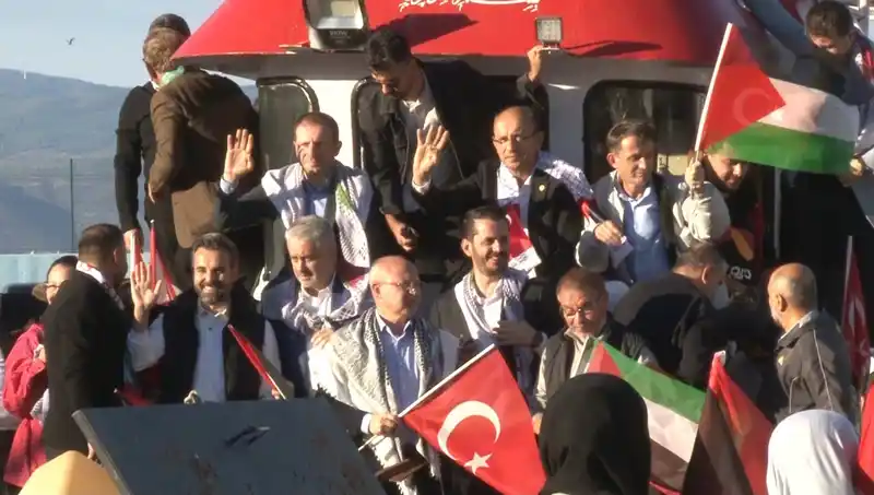 Bursa’da Filistin’e destek için tekneler denize açıldı
