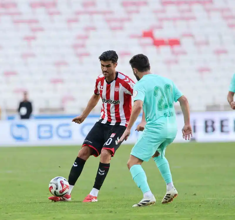 Trendyol 1. Lig: Özbelsan Sivasspor: 0 - Serik Spor: 0
