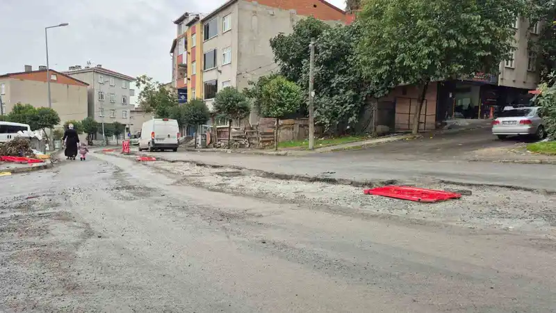 Avcılar’da bir sürücü 7 yaşındaki çocuğa çarpıp kaçtı, o anlar kamerada
