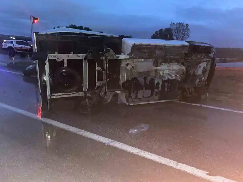 Kırklareli’nde kırmızı ışık ihlali kaza getirdi: 2 yaralı
