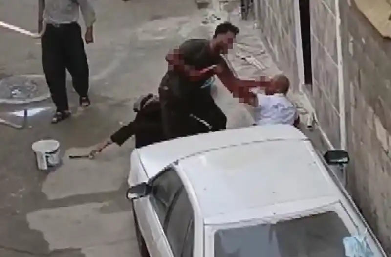 Gaziantep’te annesini tekmeleyip ağabeyini bıçaklayarak öldüren şahıs tutuklandı
