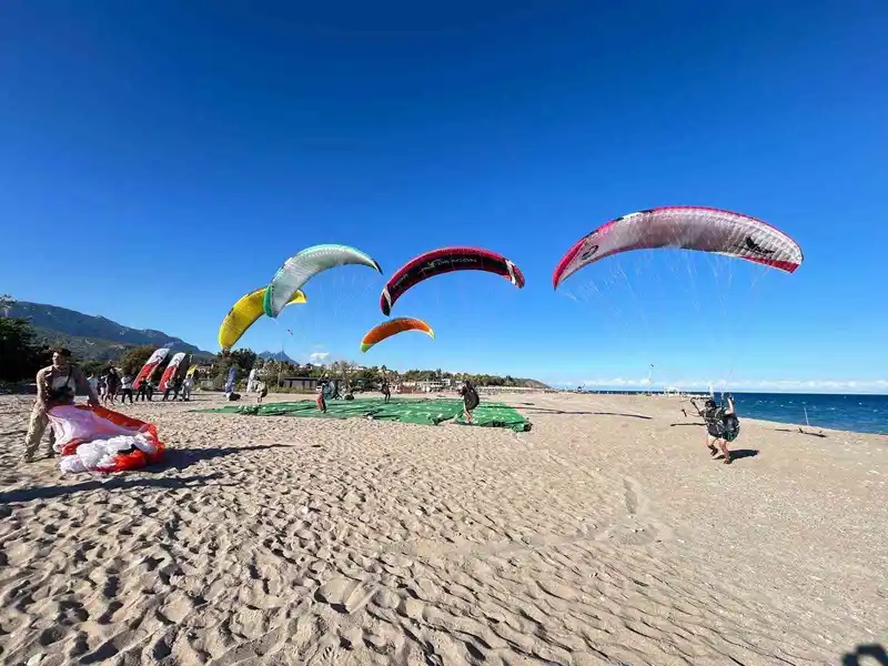 En iyi pilotlar aynı gökyüzünde buluştu
