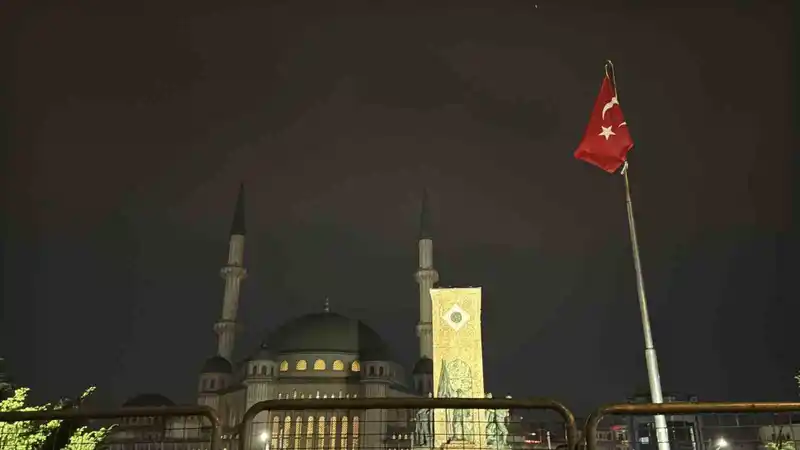 İstanbul’da sağanak yağış gece boyu etkili oldu

