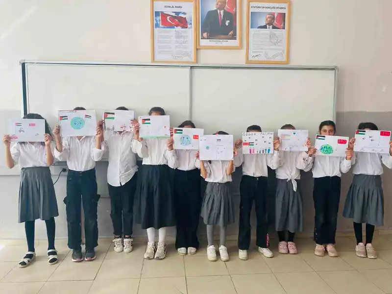 Elazığ’da öğrencilerden Filistin’e destek

