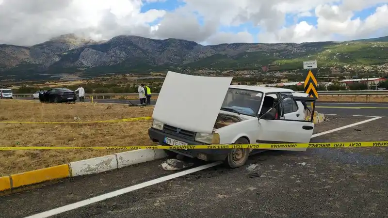 Denizli’de kavşaktan ölümlü kaza
