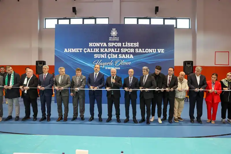 Konya Spor Lisesi Ahmet Çalık Kapalı Spor Salonu ve Suni Çim Saha açıldı
