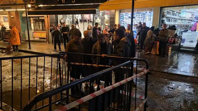 Karadeniz Ereğli’de yağış sonrası temizlik çalışmaları başladı
