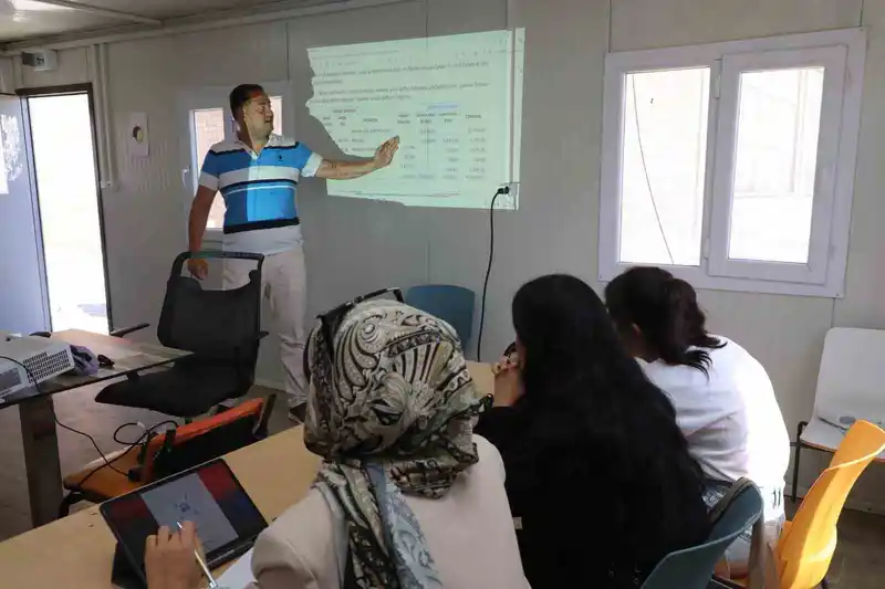 Hatay Büyükşehir Belediyesi, özel gereksinimli bireylere ön muhasebe kursu verecek
