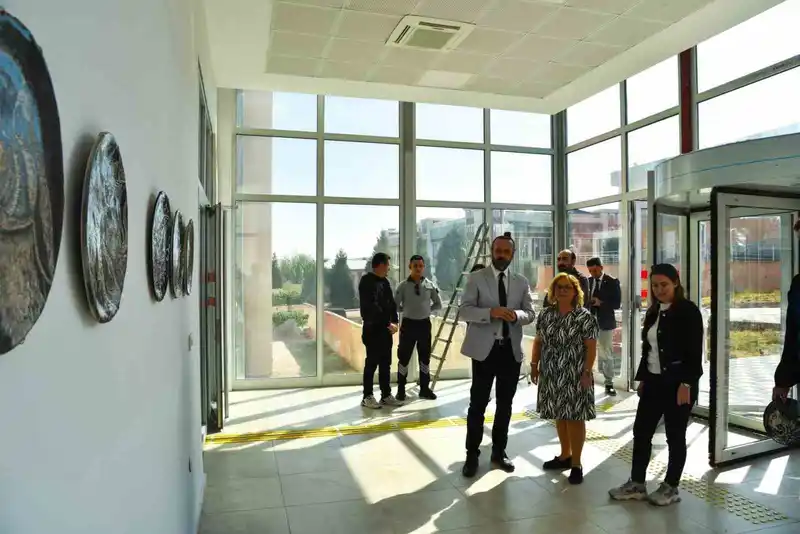 BŞEÜ’de sanat ve estetik buluştu
