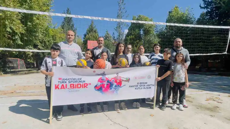 Sarıgöl’de okullar spora doydu
