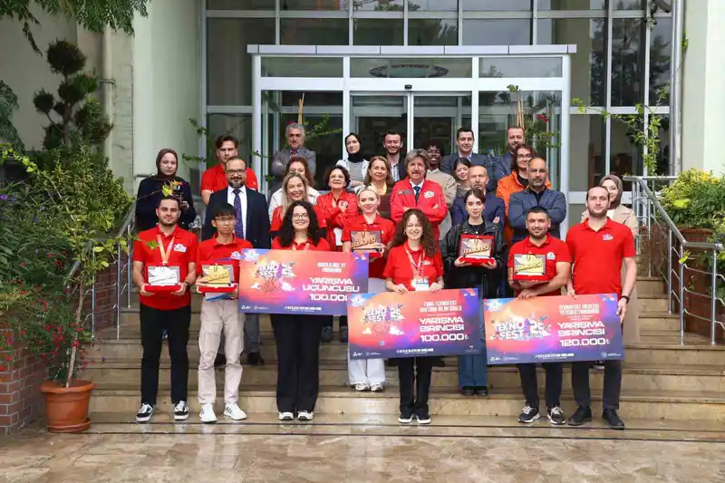 Rektör Yılmaz’dan TEKNOFEST şampiyonlarına özel tebrik
