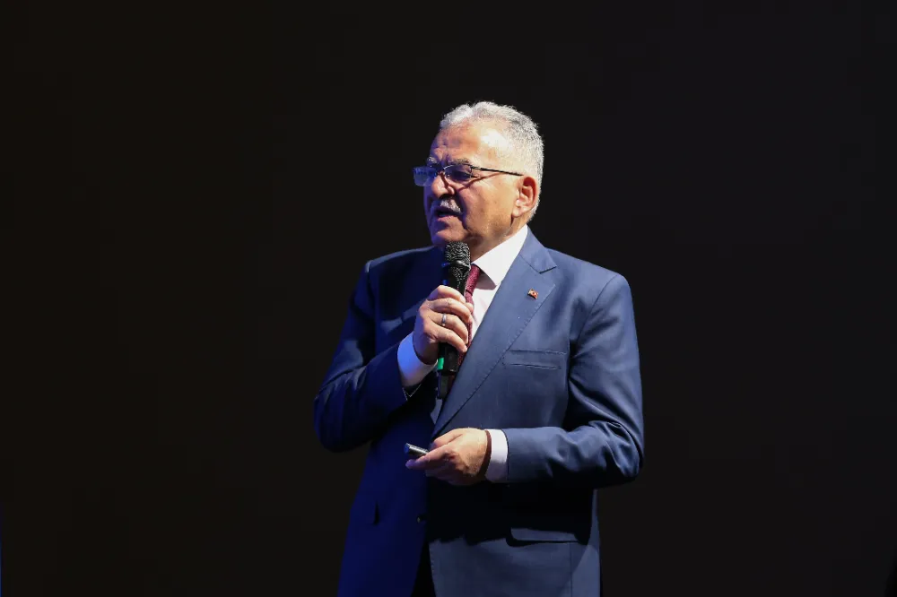 Memduh Büyükkılıç, Türkiye’nin en çok konuşulan 10 siyasetçisinden biri oldu