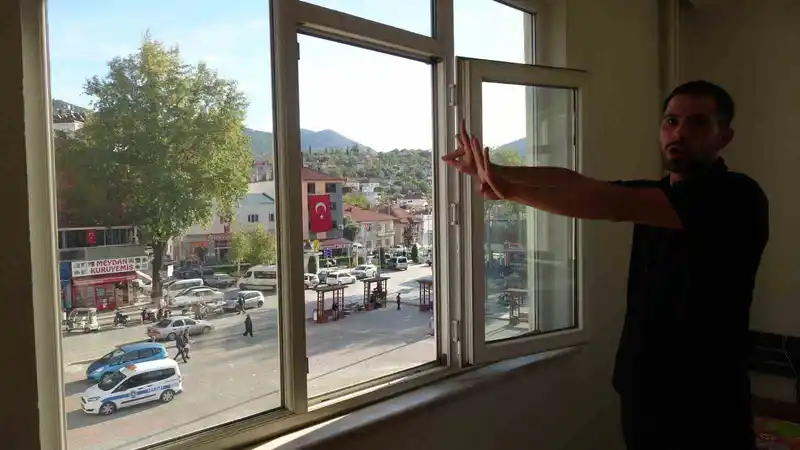 Belediye başkan yardımcısı ve meclis üyesinin vatandaşı darp ettiği iddiası
