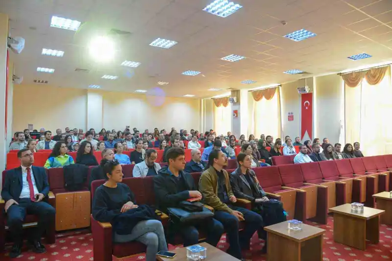 BŞEÜ’de Kariyer Danışmanları Bilgilendirme ve Değerlendirme Toplantısı yapıldı
