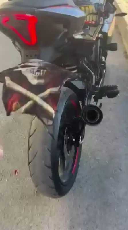 Trafik kurallarını ihlal eden motosikletlinin ehliyeti daimi olarak iptal edildi
