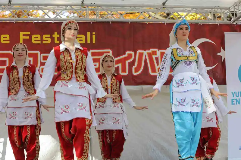 Tokyo’daki Türkiye Festivali renkli görüntülere sahne oldu

