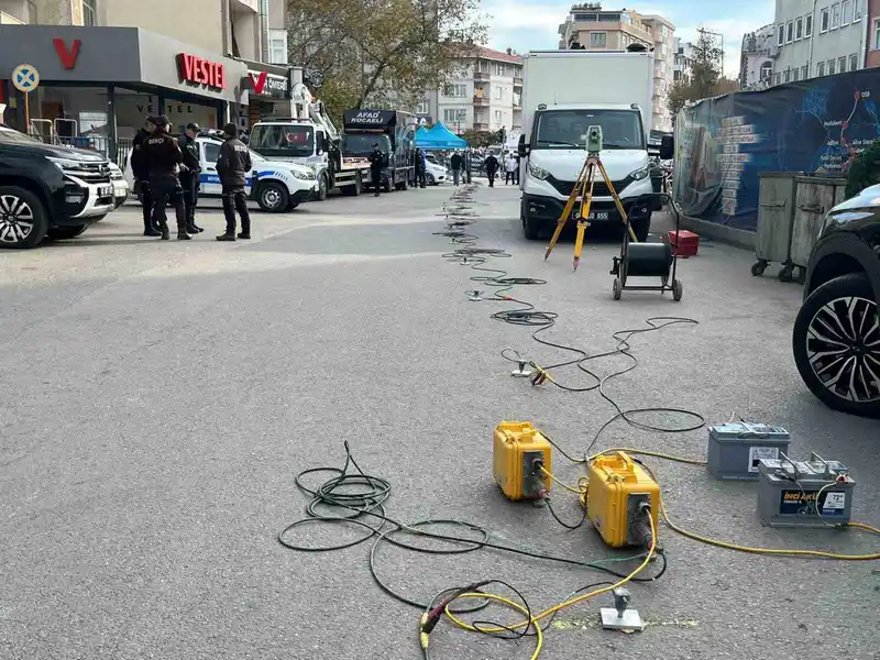 Uzman ekipler, Gebze’de 