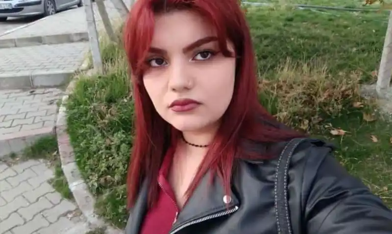 Öğrenci yurdunun 4’üncü katından düşen üniversiteli genç kız hayatını kaybetti
