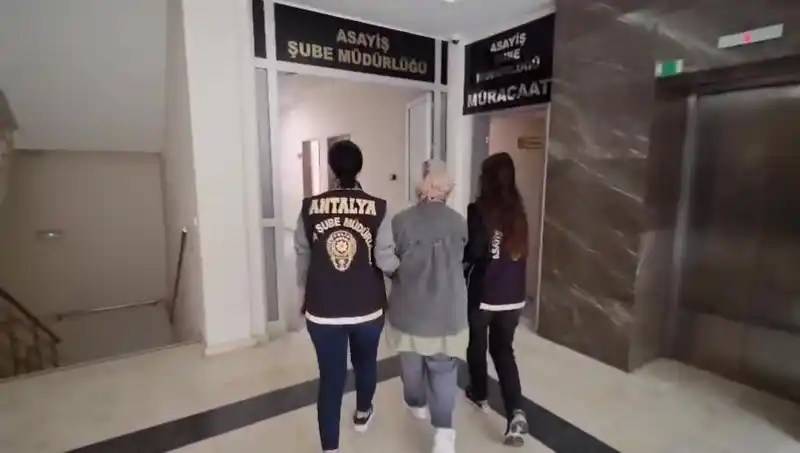 90 yıl kesinleşmiş hapis cezası ile 5 yıldır firari olarak aranan şahıs asayiş ekiplerince yakalandı
