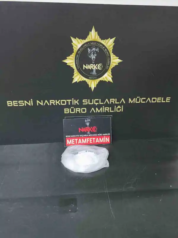 Besni’de uyuşturucu operasyonuna 2 tutuklama
