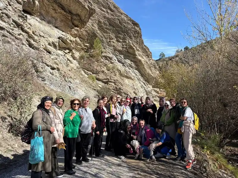 Kütahya’nın Kumarı Mahallesi’nde doğa yürüyüşü
