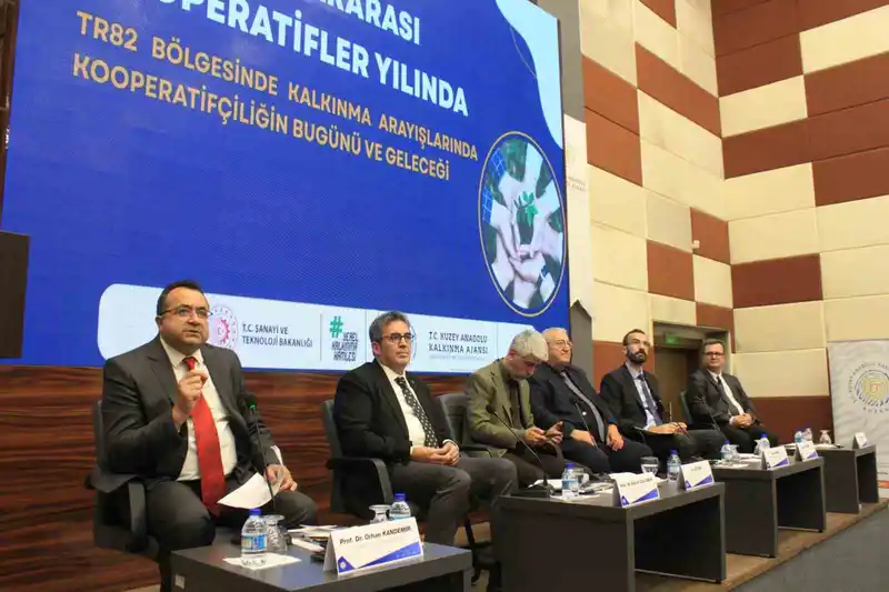 Kooperatifçiliğin bugünü ve geleceği Kastamonu’da masaya yatırıldı
