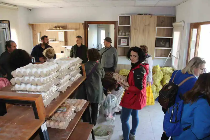 NÖHÜ’de ’agro turizm’ uygulamalarıyla elma hasadı gerçekleştirildi
