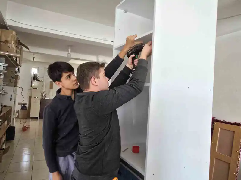 Sorgun Mesleki Eğitim Merkezi’nde ustalaşan öğrenciler istihdama katkı sağlıyor
