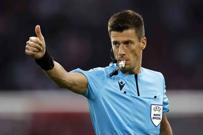 Benoit Bastien, kariyerinde 10. kez bir Türk takımının maçını yönetecek
