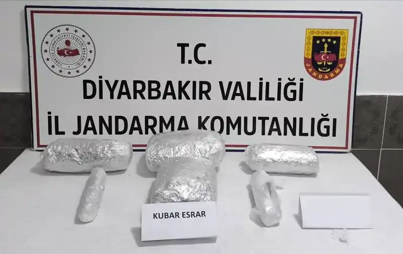 Diyarbakır’da 73 kilo uyuşturucu madde ele geçirildi
