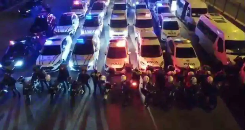 Şanlıurfa’da huzur uygulaması: 74 gözaltı
