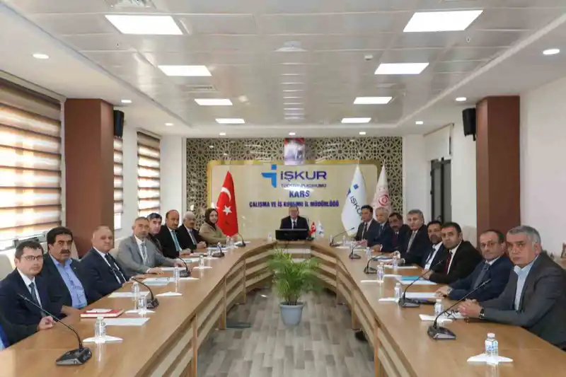 Kars’ta İl İstihdam ve Mesleki Eğitim Kurulu toplantısı yapıldı.
