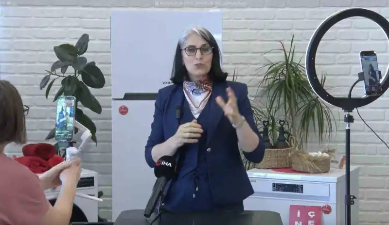 Müşterileri adına kredi çekti, şikayetler üzerine gözaltına alındı
