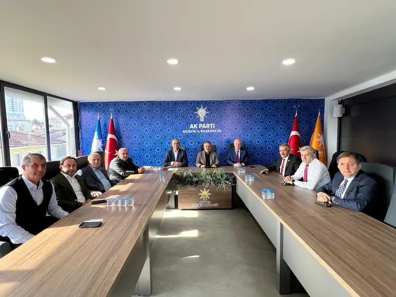 Bilecik’te İl Genel Meclisi üyeleri hizmetleri masaya yatırdı
