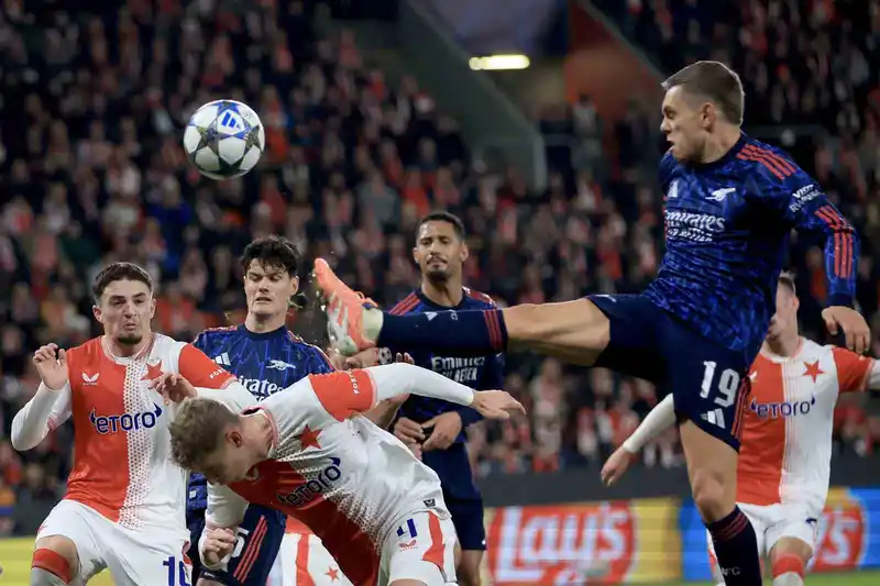 Arsenal, Şampiyonlar Ligi’nde 4’te 4 yaptı
