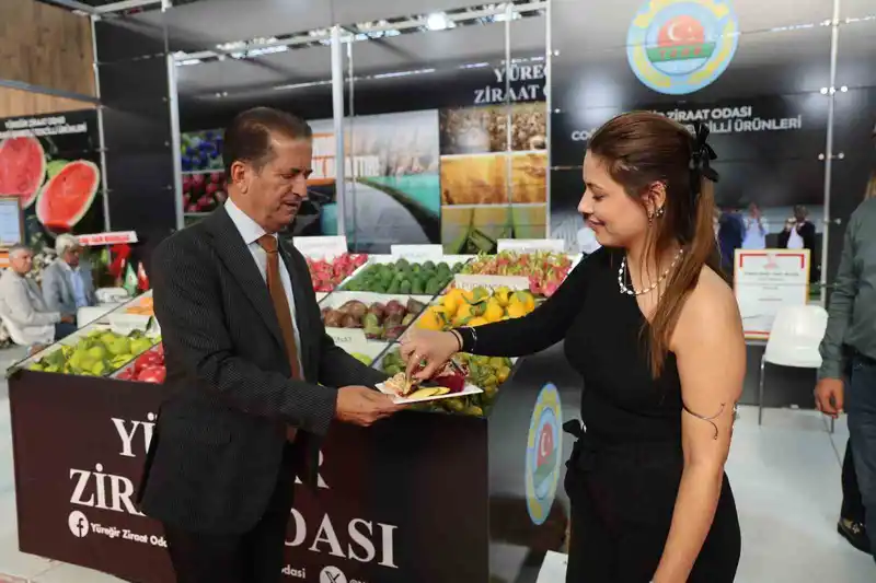 Tropikleşen Çukurova’nın ürünleri sergilendi
