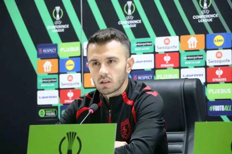 Emre Kılınç: 