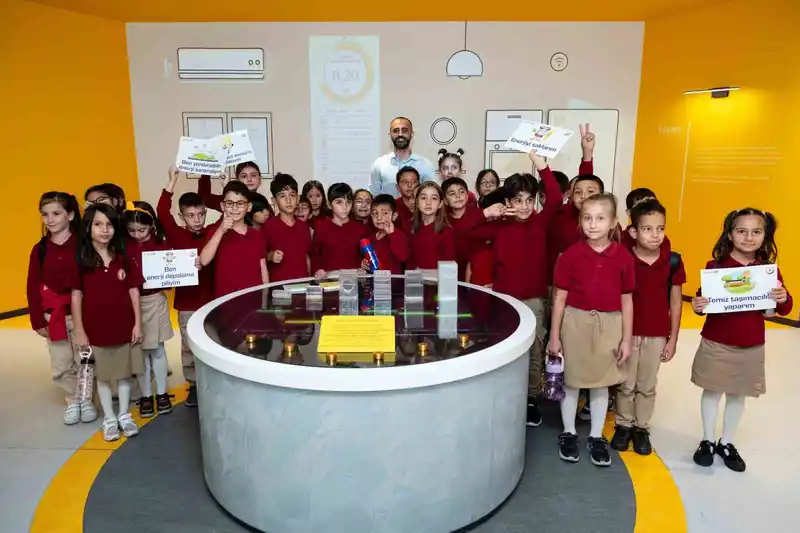 Enerjisa Enerji, enerji kaşiflerini enerji tünelinde ağırladı
