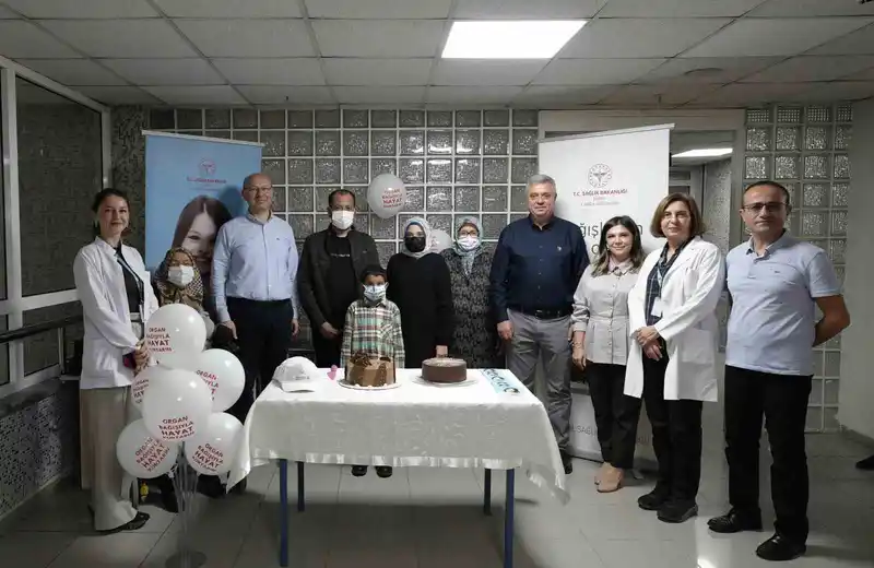 Böbrek nakli olan hastalar buluştu
