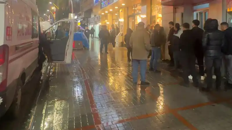 Kızının düğün hazırlıkları için geldiği Rize’de otel odasında hayatını kaybetti