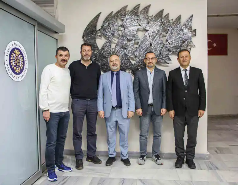 Atatürk Üniversitesi ve Huazhong Tarım Üniversitesinden yapay zekâ destekli balık besleme sistemi